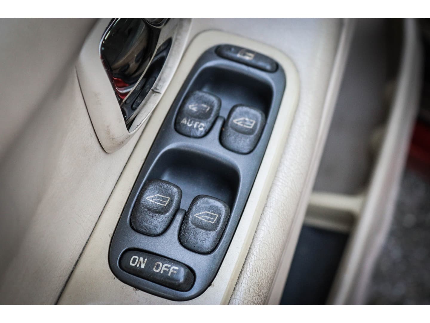 Volvo S70 2.5 Comfort-Line Net binnen - Nu al te bezichtigen thumbnail 10