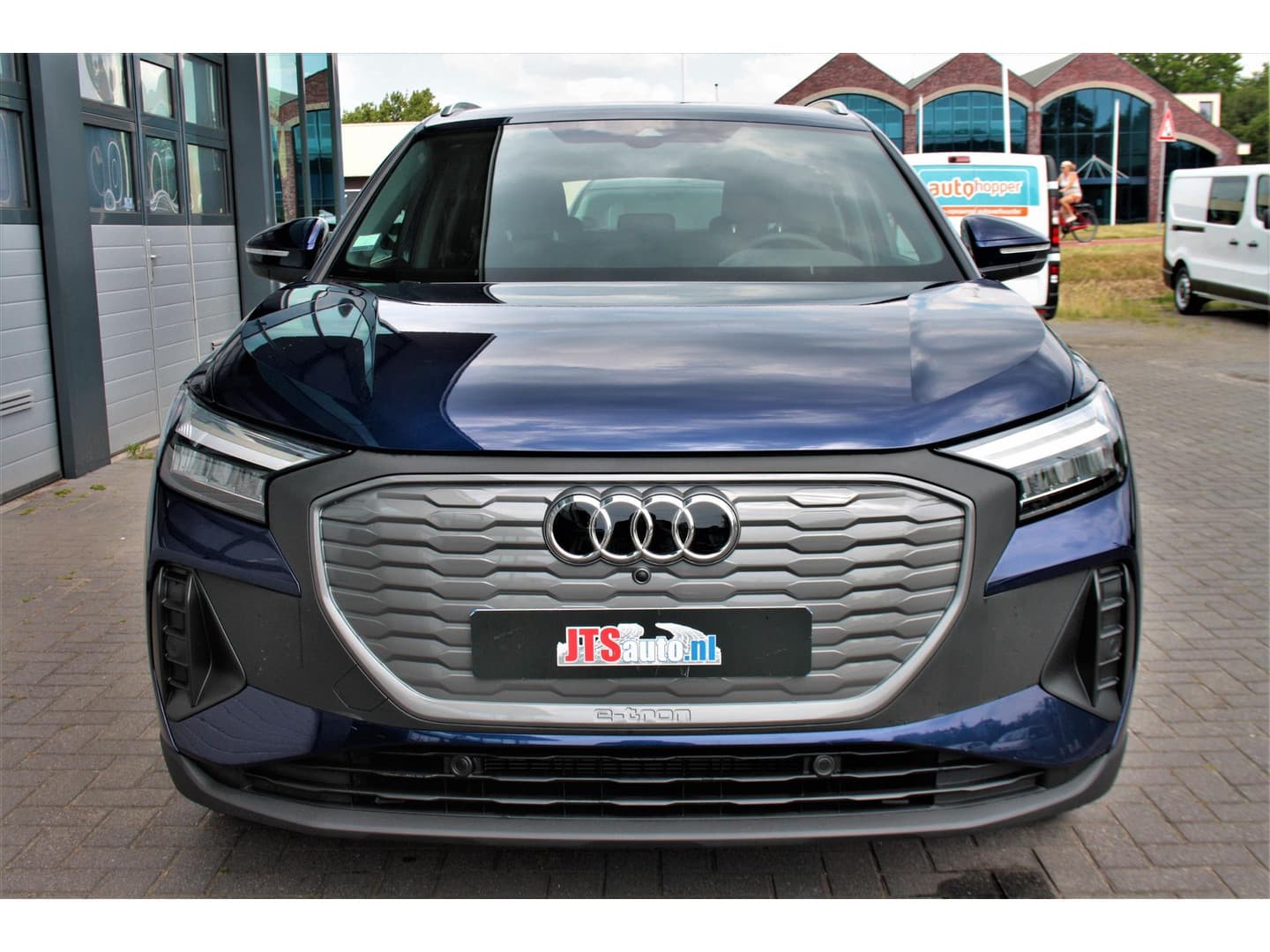 Audi Q4 e-tron 35 Edition Demo, BTW Auto thumbnail 2