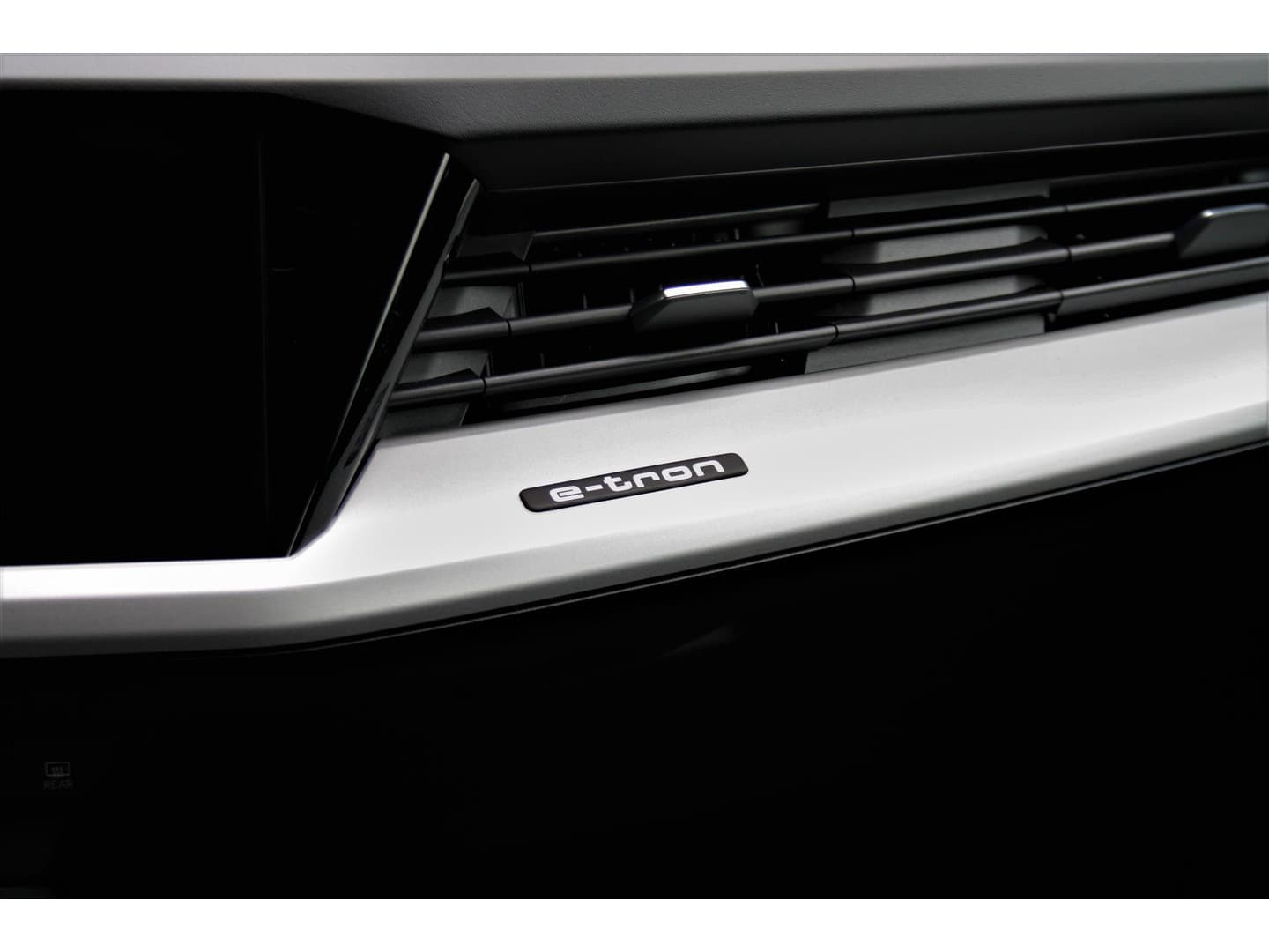 Audi Q4 e-tron 35 Edition Demo, BTW Auto thumbnail 31