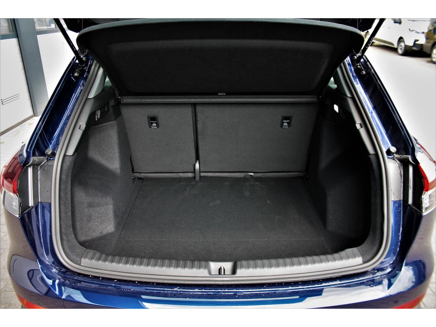 Audi Q4 e-tron 35 Edition Demo, BTW Auto thumbnail 8