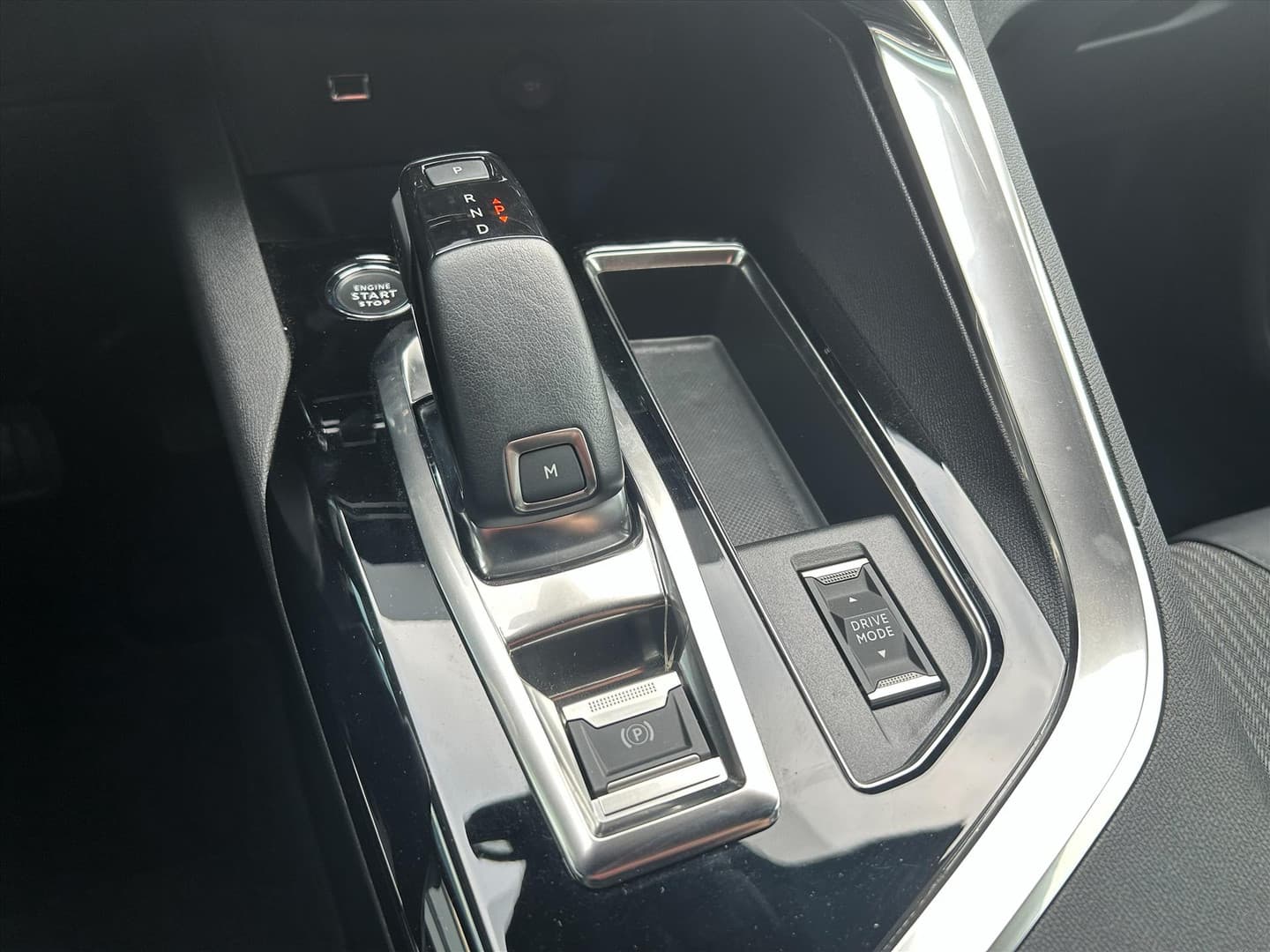 Peugeot 3008 1.2 Allure 130pk Aut. Carplay, Camera, Sensoren thumbnail 23