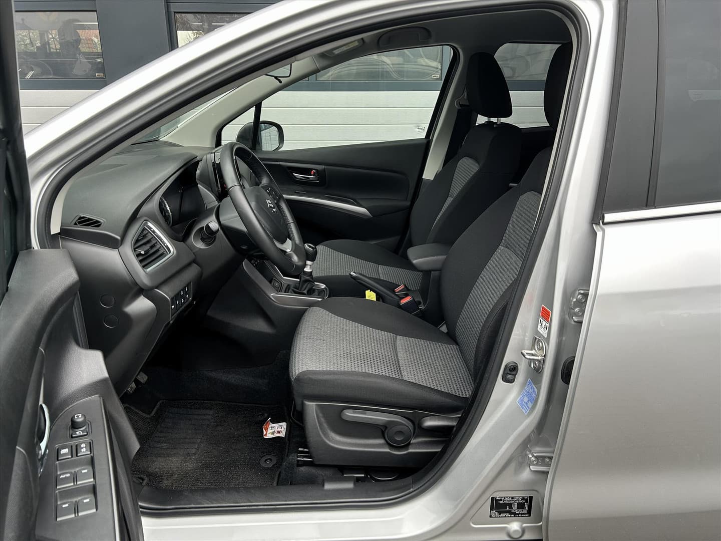 Suzuki S-Cross 1.4 Smart Hybrid Select, Carplay, Camera, Stoelverwarming thumbnail 5