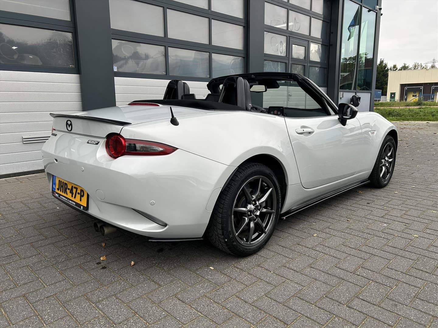 Mazda MX-5 Roadster 1.5 Skyactiv-G, Maxton-Design, Leder, Bose Audio thumbnail 12