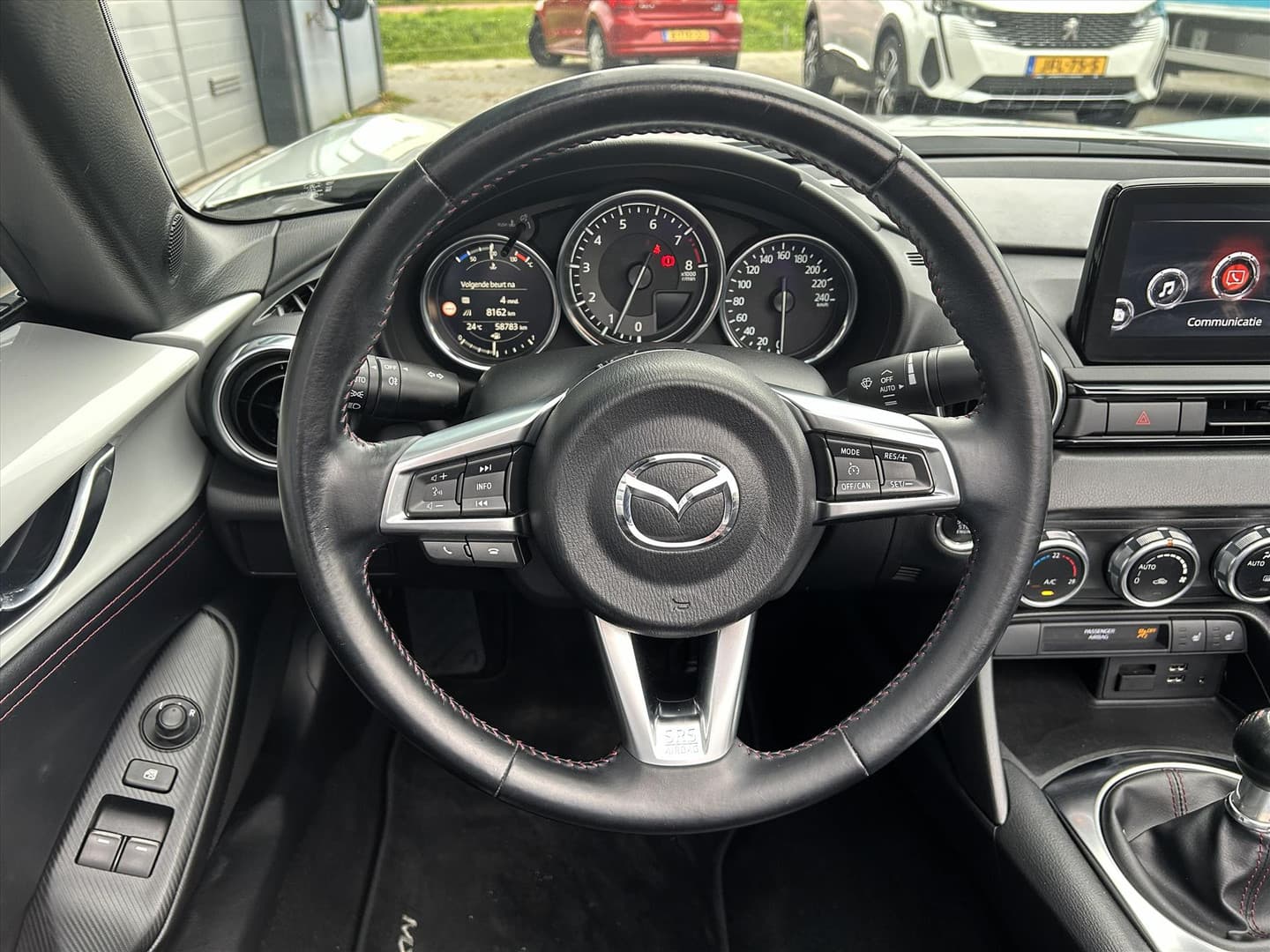 Mazda MX-5 Roadster 1.5 Skyactiv-G, Maxton-Design, Leder, Bose Audio thumbnail 16