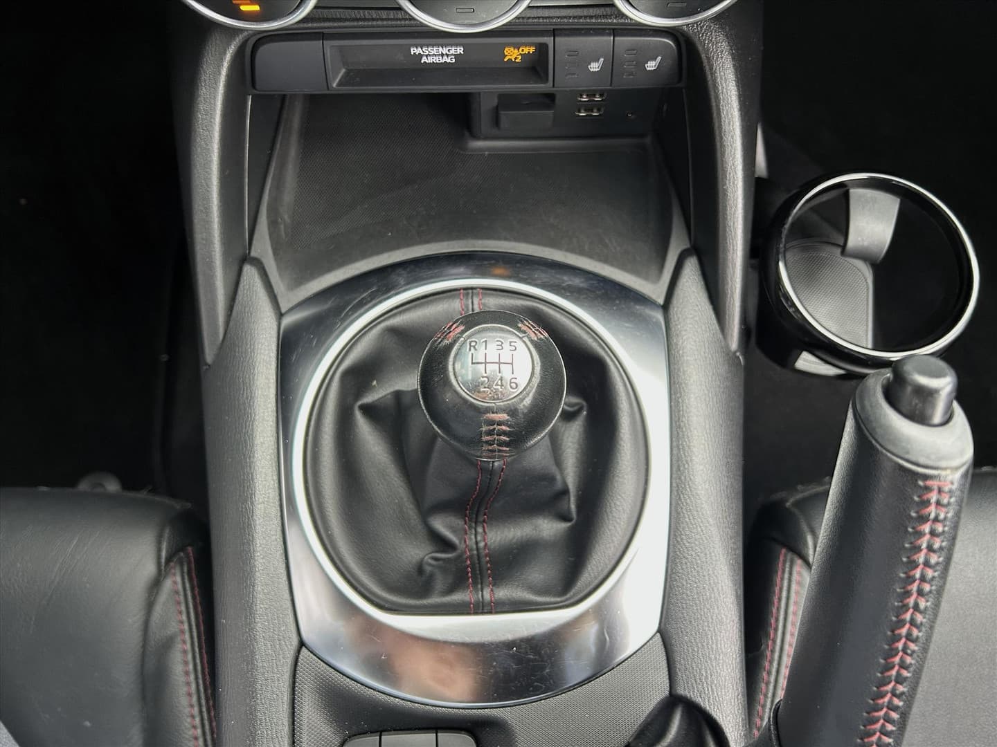 Mazda MX-5 Roadster 1.5 Skyactiv-G, Maxton-Design, Leder, Bose Audio thumbnail 31