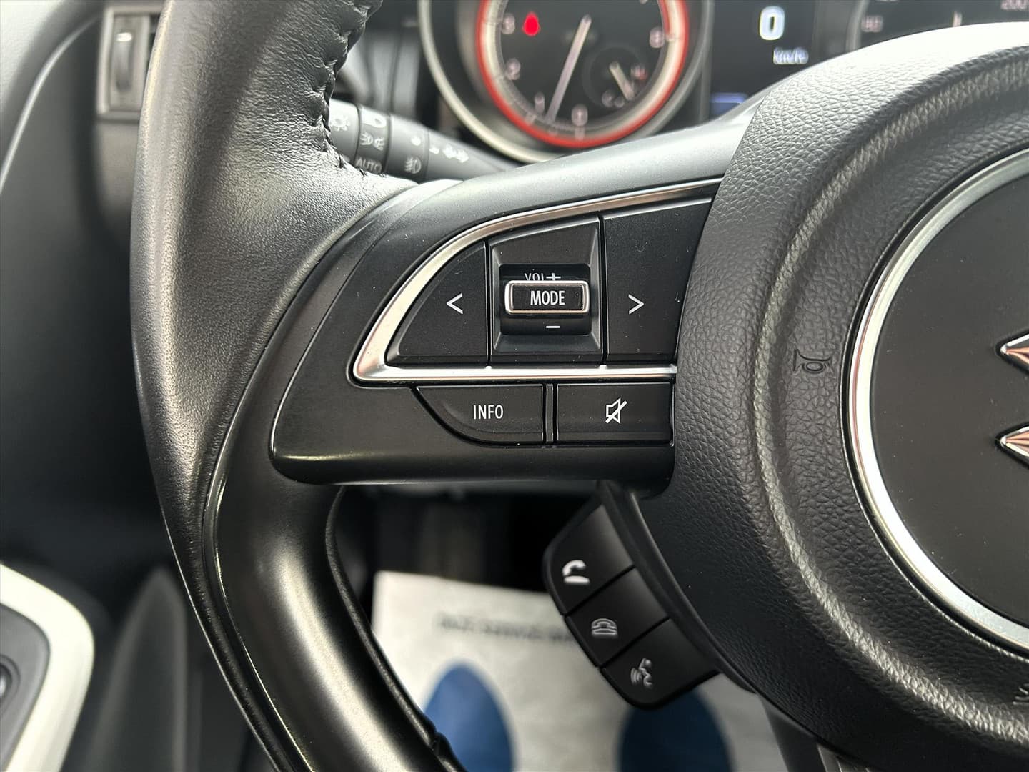 Suzuki Swift 1.2 Smart Hybrid 83pk Select, Carplay, Stoelverwarming thumbnail 13