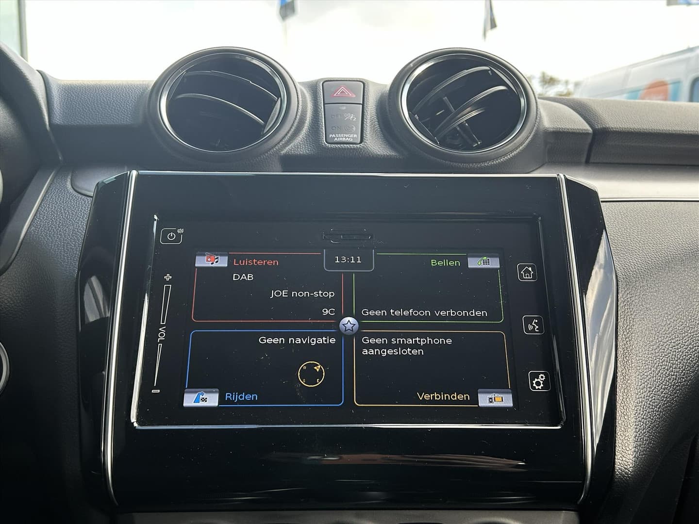 Suzuki Swift 1.2 Style 83pk Smart Hybrid, Demo Voertuig thumbnail 17