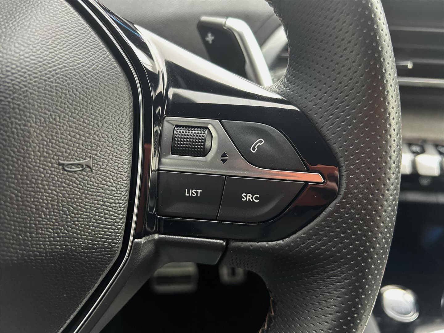 Peugeot 3008 1.6 PHEV 225pk GT, Carplay, Pano, Camera, Stoelverwarming thumbnail 18