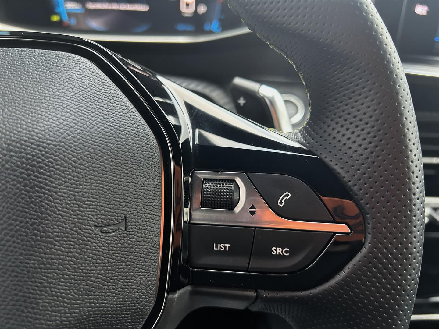 Peugeot 208 1.2 Automaat 130pk GT, Pano, Carplay, Stoelverwarming thumbnail 16