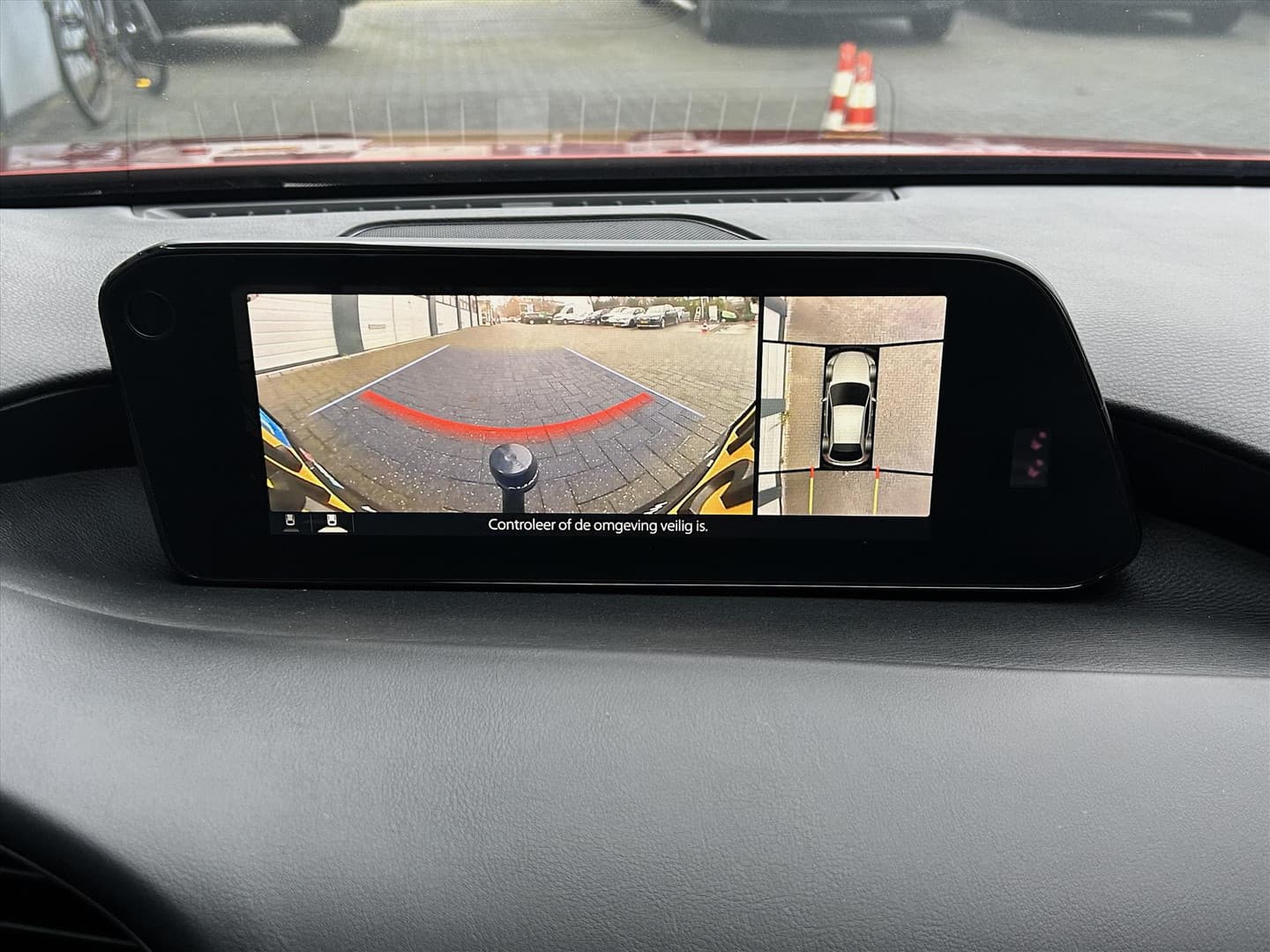 Mazda 3 Hatchback Skyactiv-G 122pk Aut. Cosmo, Leder, Trekhaak thumbnail 24