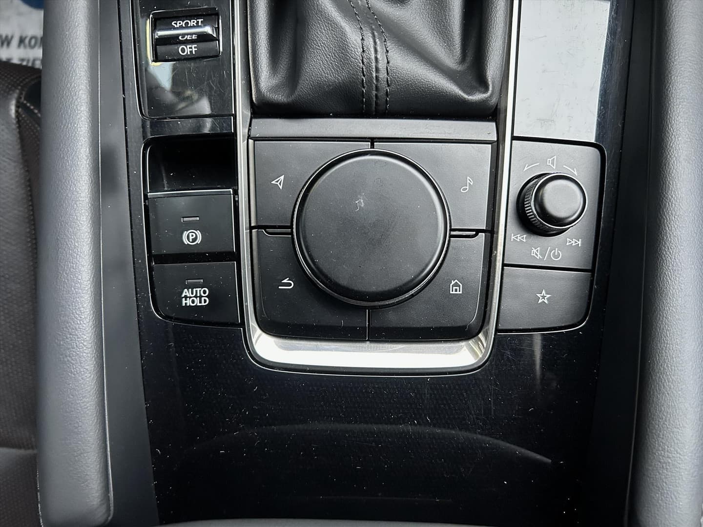 Mazda 3 Hatchback Skyactiv-G 122pk Aut. Cosmo, Leder, Trekhaak thumbnail 27