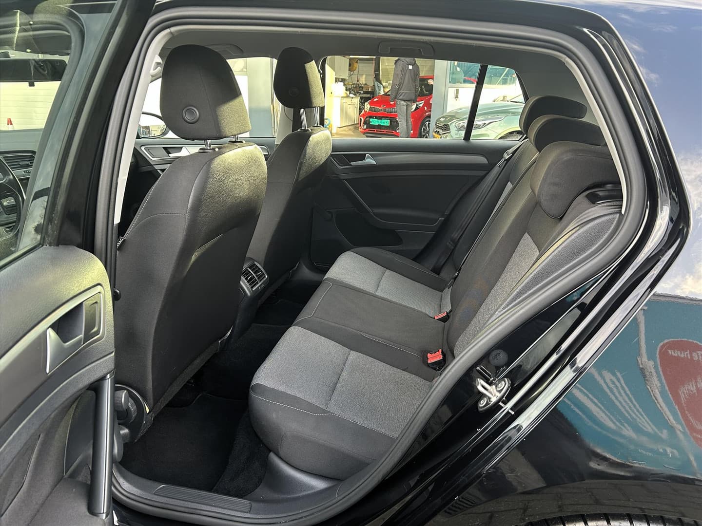 Volkswagen Golf 1.0 TSI 116pk, Trekhaak, Cruise, Lmv, Airco thumbnail 6