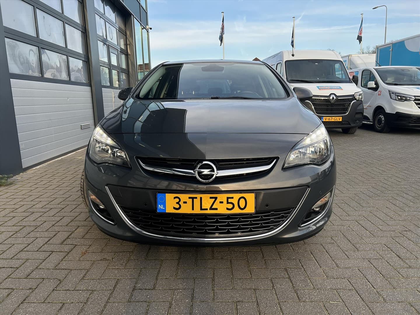 Opel Astra 1.4 Turbo 120pk, Leder, Camera, Trekhaak, Stoelverwarming thumbnail 2