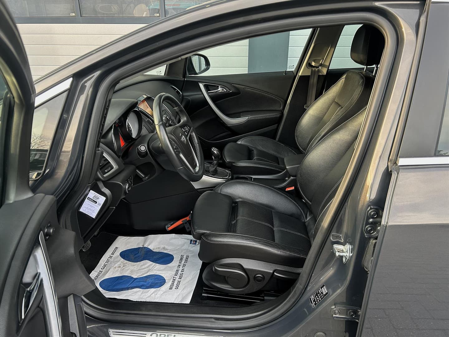 Opel Astra 1.4 Turbo 120pk, Leder, Camera, Trekhaak, Stoelverwarming thumbnail 4