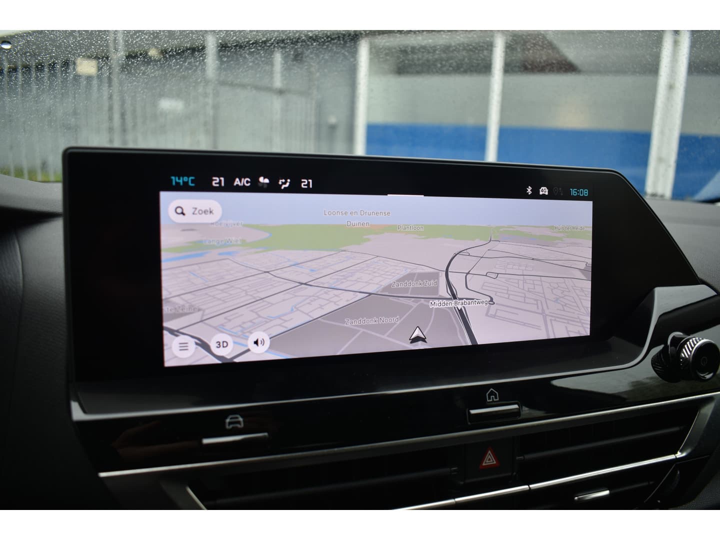 Citroën C4 Puretech 130 EAT8 Automaat Plus. thumbnail 4