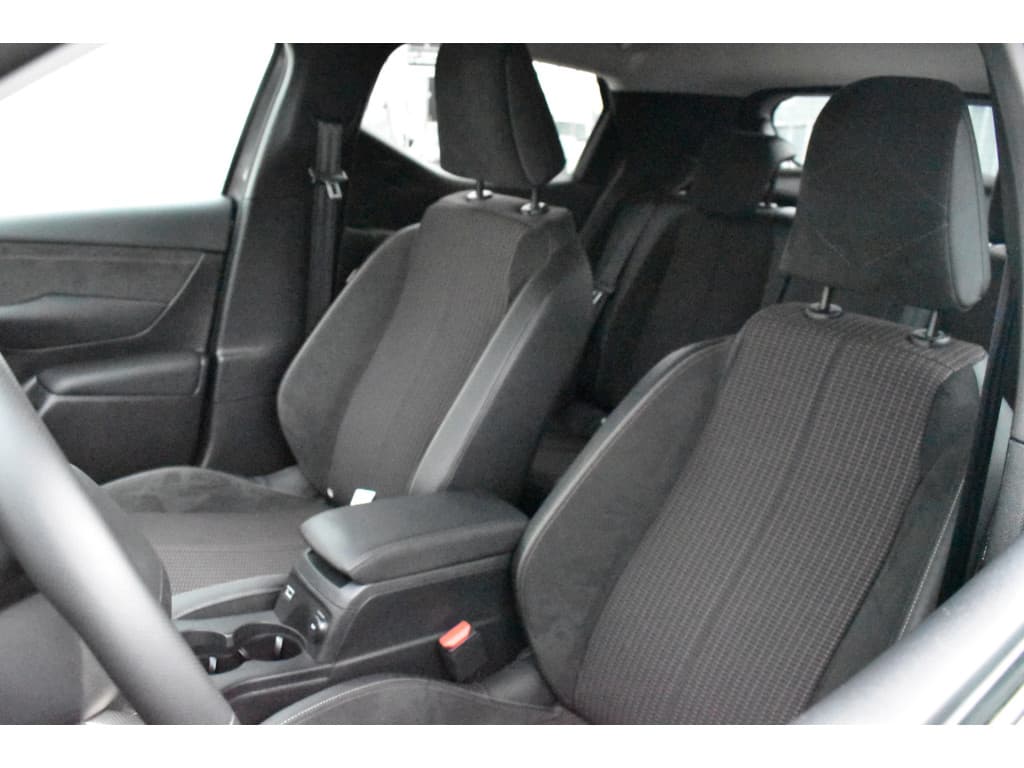 DS 3 PureTech 130 EAT8 Performance Line. thumbnail 2