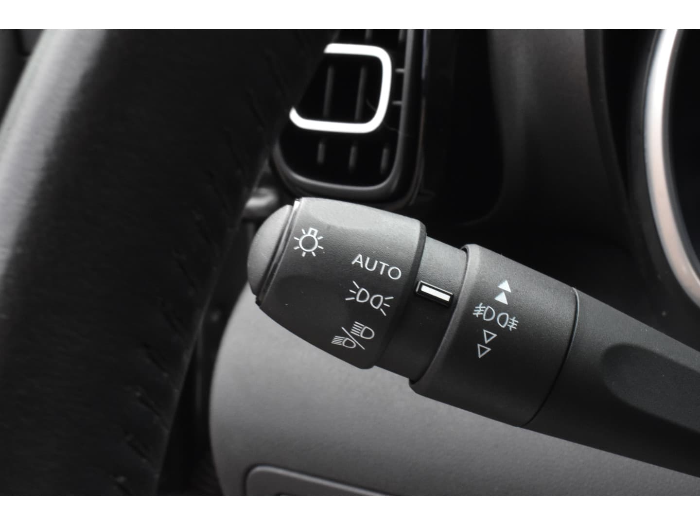 Citroën C3 Aircross PureTech 110 Shine thumbnail 15