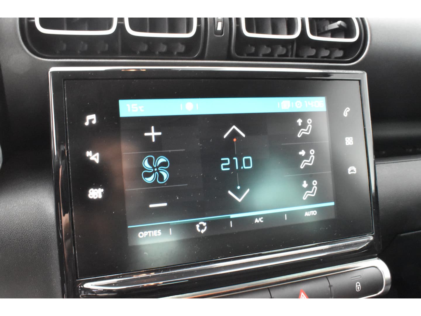 Citroën C3 Aircross PureTech 110 Shine thumbnail 16