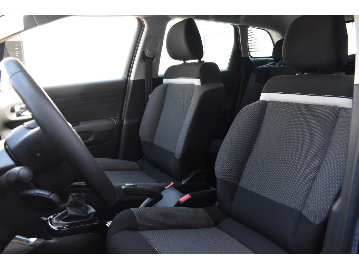 Citroën C3 Aircross PureTech 110 Max Navi thumbnail 2