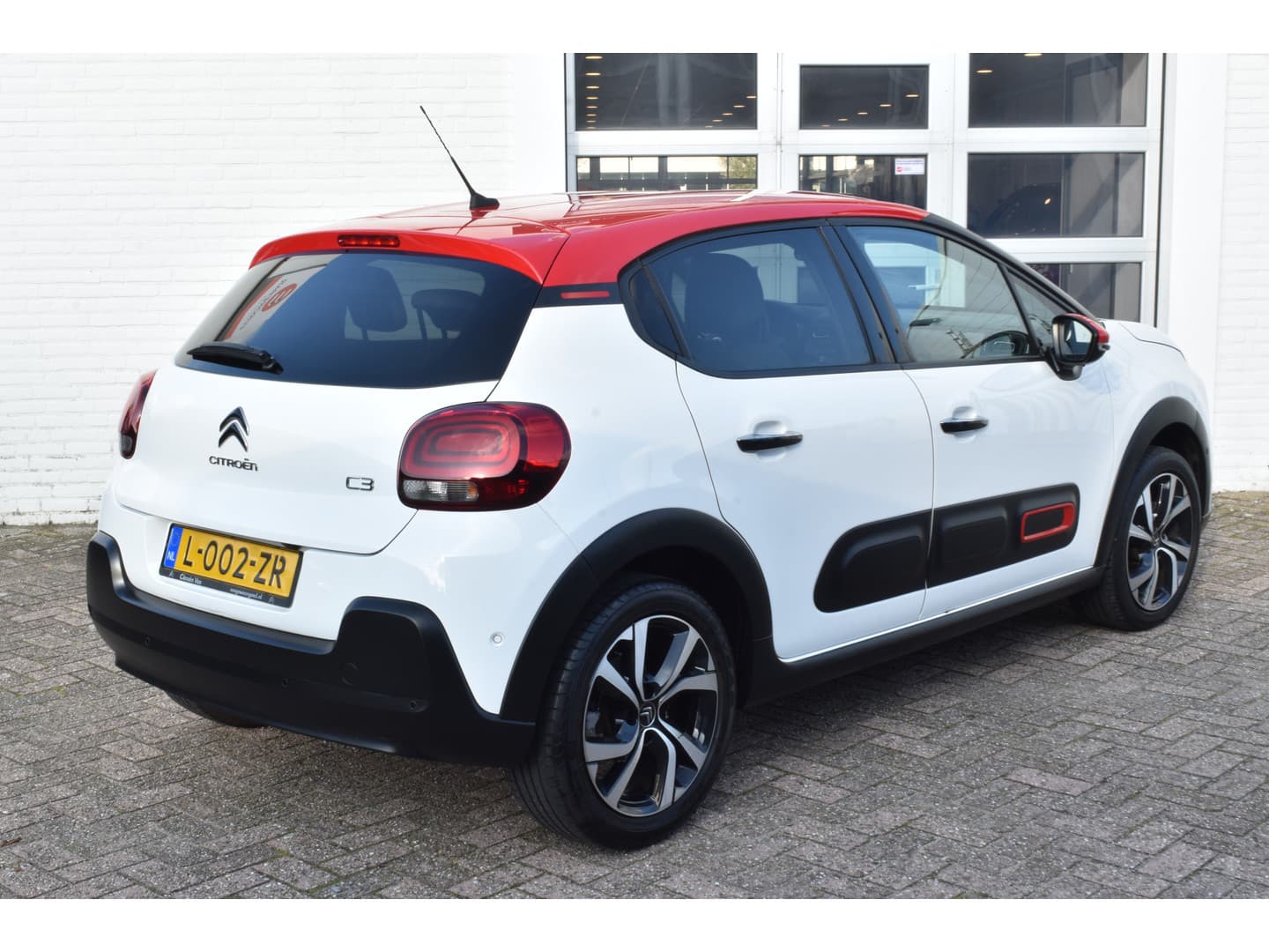 Citroën C3 PureTech 110 Shine Navi thumbnail 3