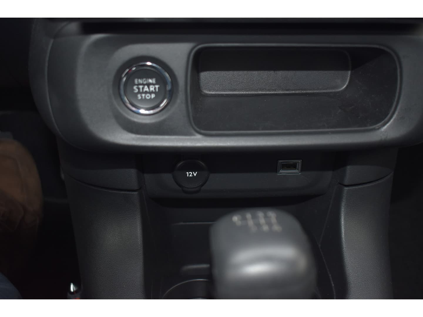 Citroën C3 PureTech 110pk Shine thumbnail 23