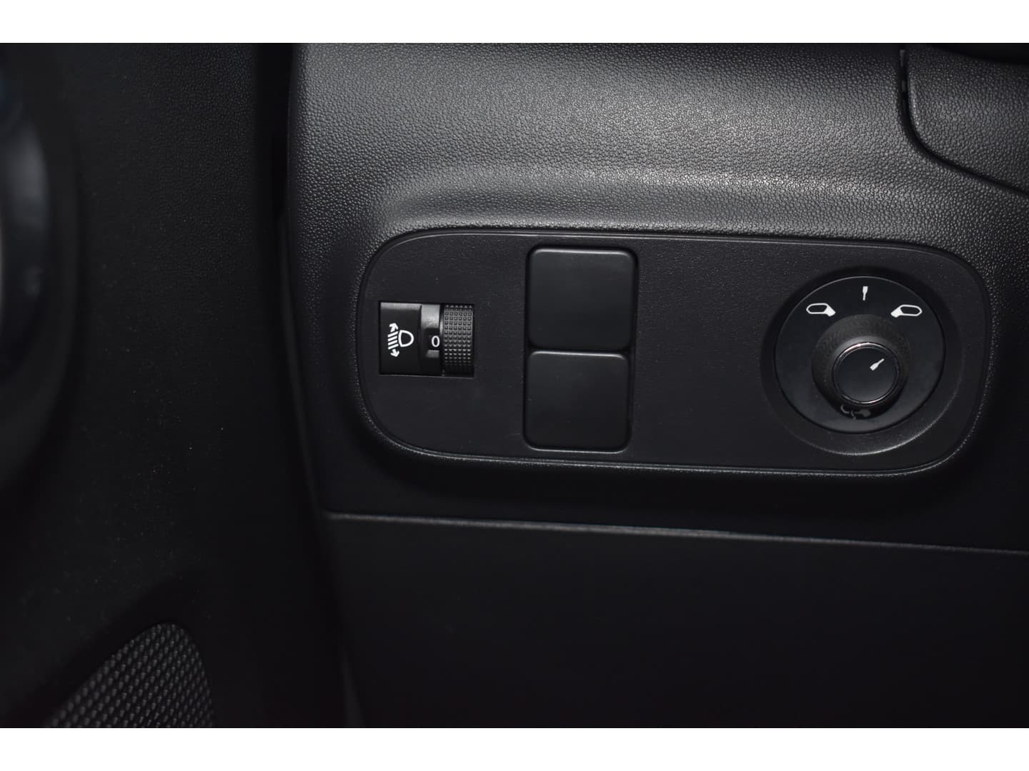 Citroën C3 PureTech 110pk Shine thumbnail 24