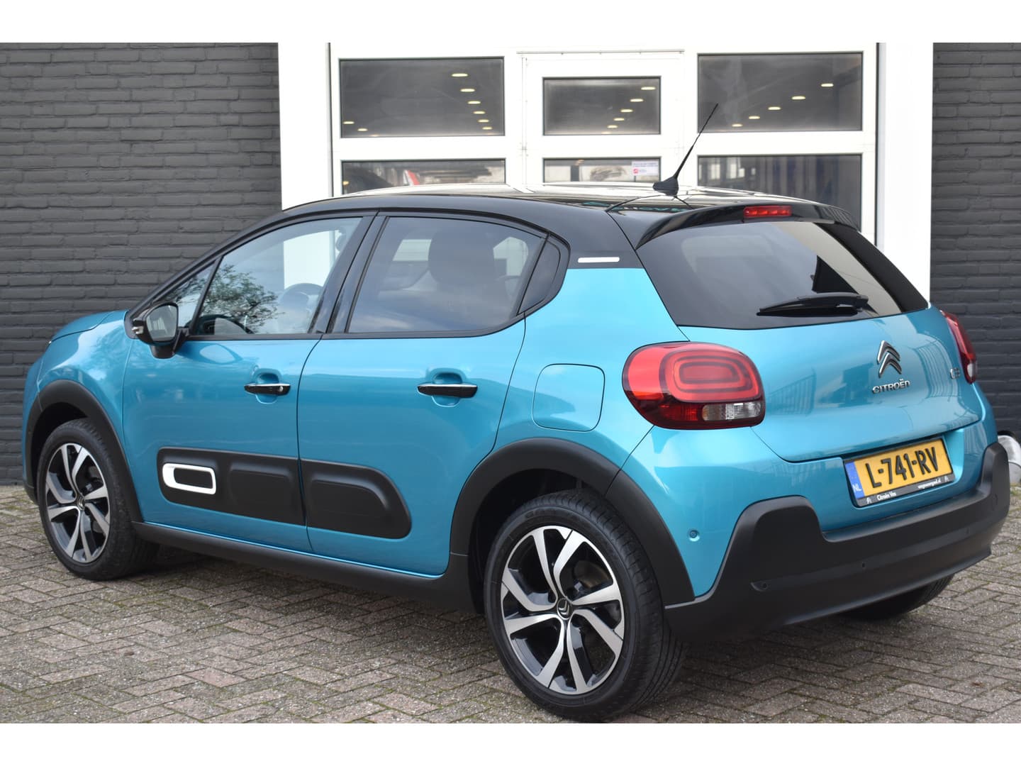 Citroën C3 PureTech 110pk Shine thumbnail 5
