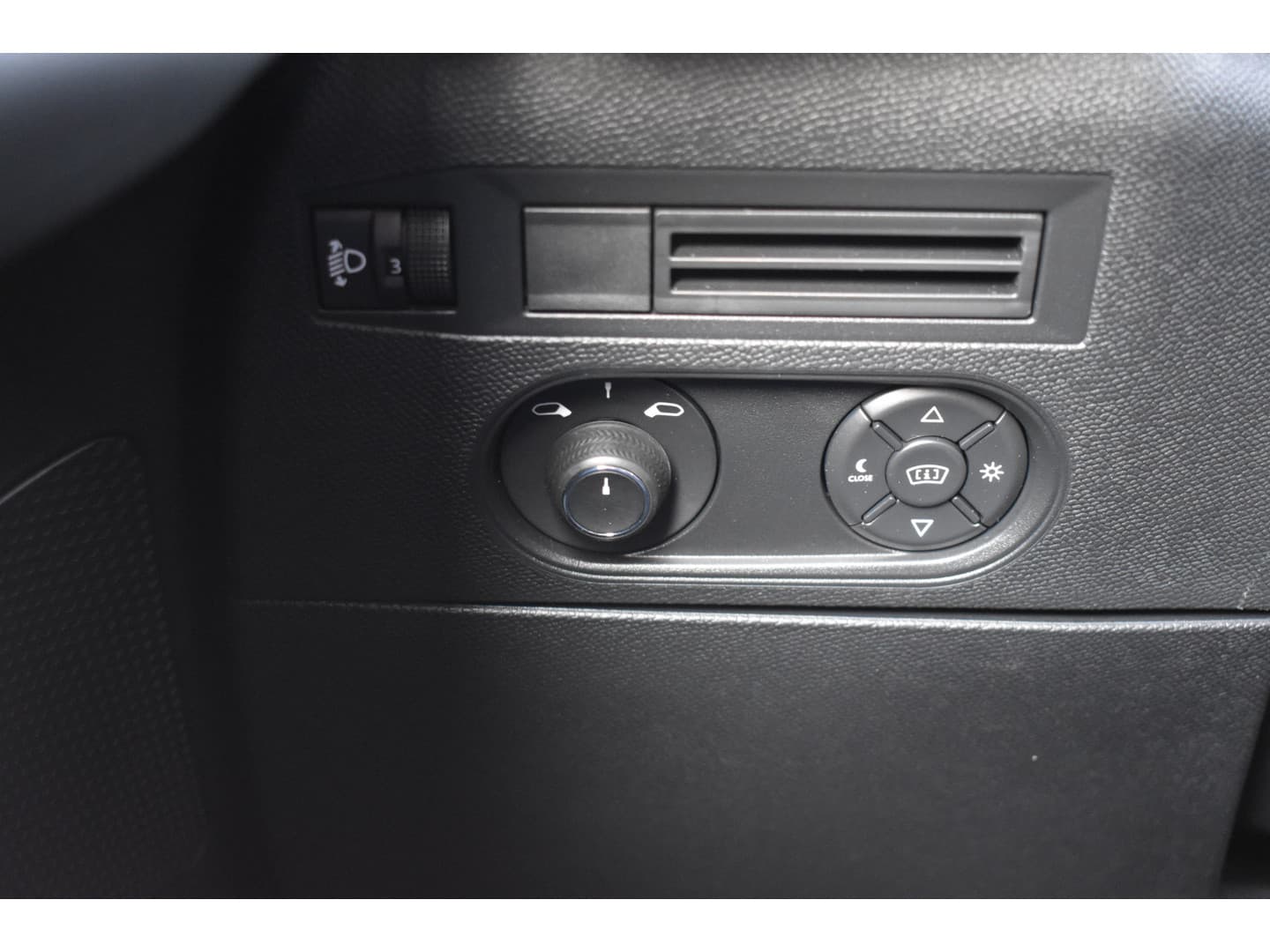 DS 3 E-Tense Performance Line 54 kWh. thumbnail 27