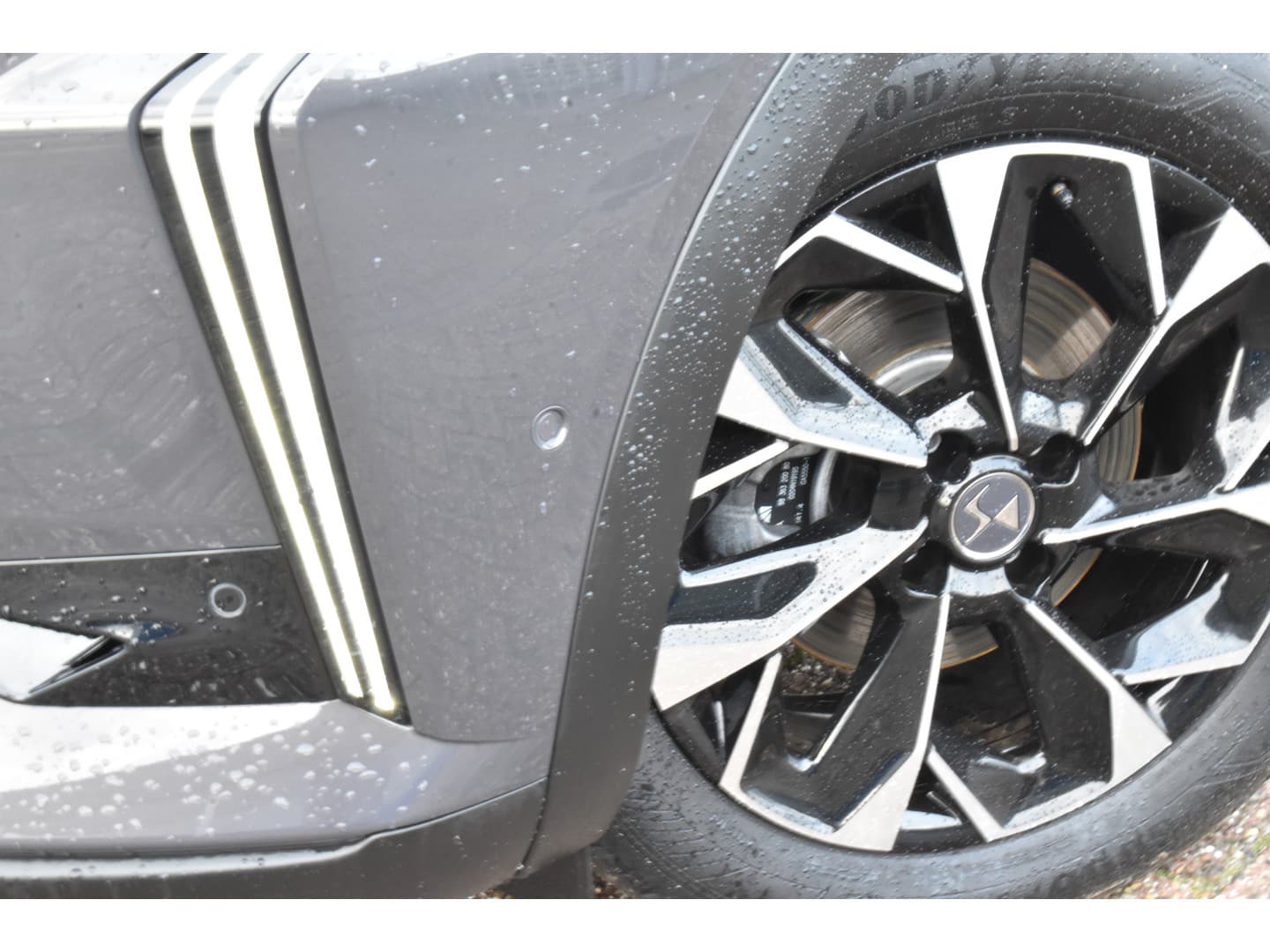 DS 3 E-Tense Antoine de saint Exupéry 54 kWh Leder thumbnail 12