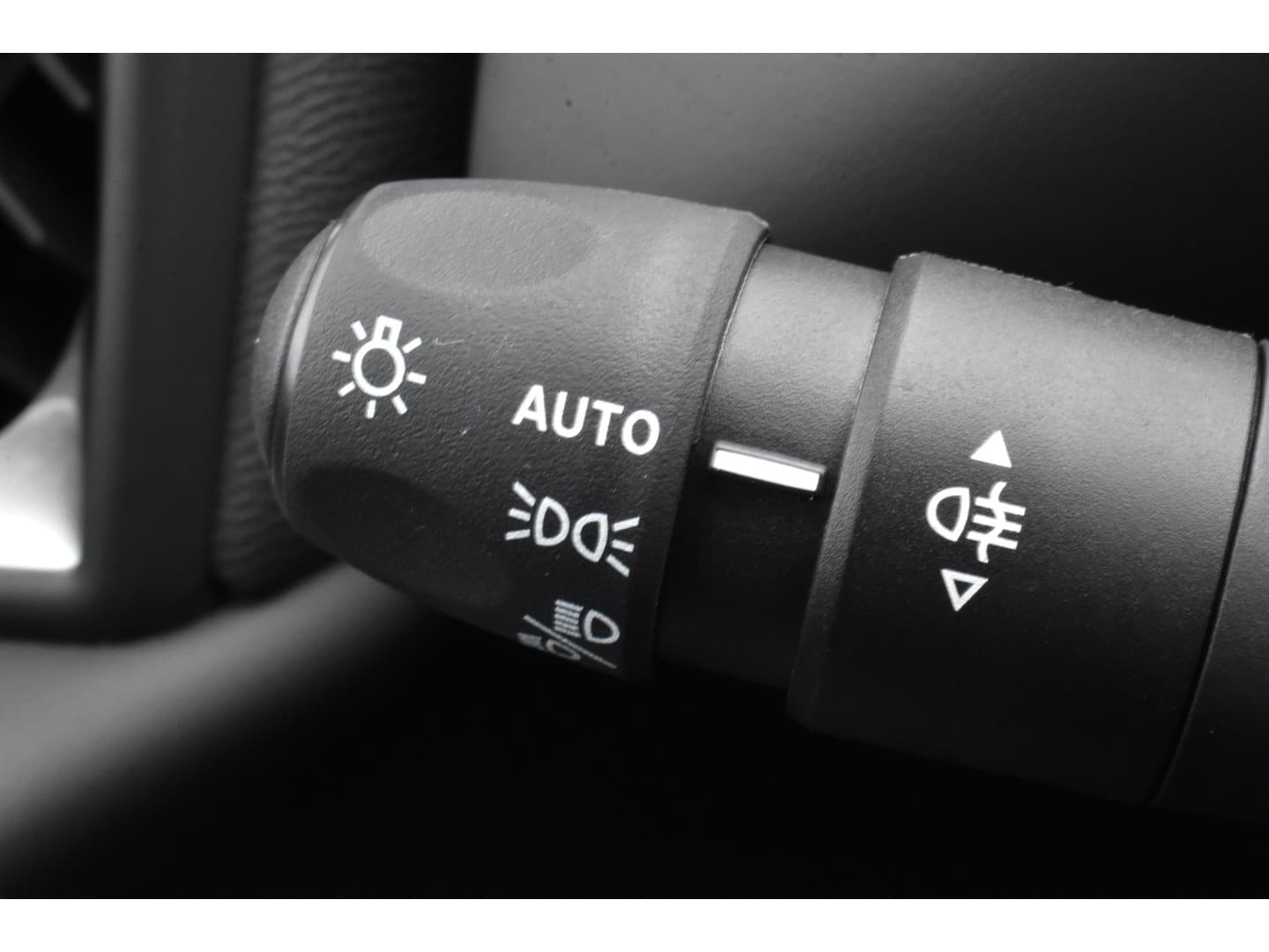 DS 3 E-Tense Antoine de saint Exupéry 54 kWh Leder thumbnail 13