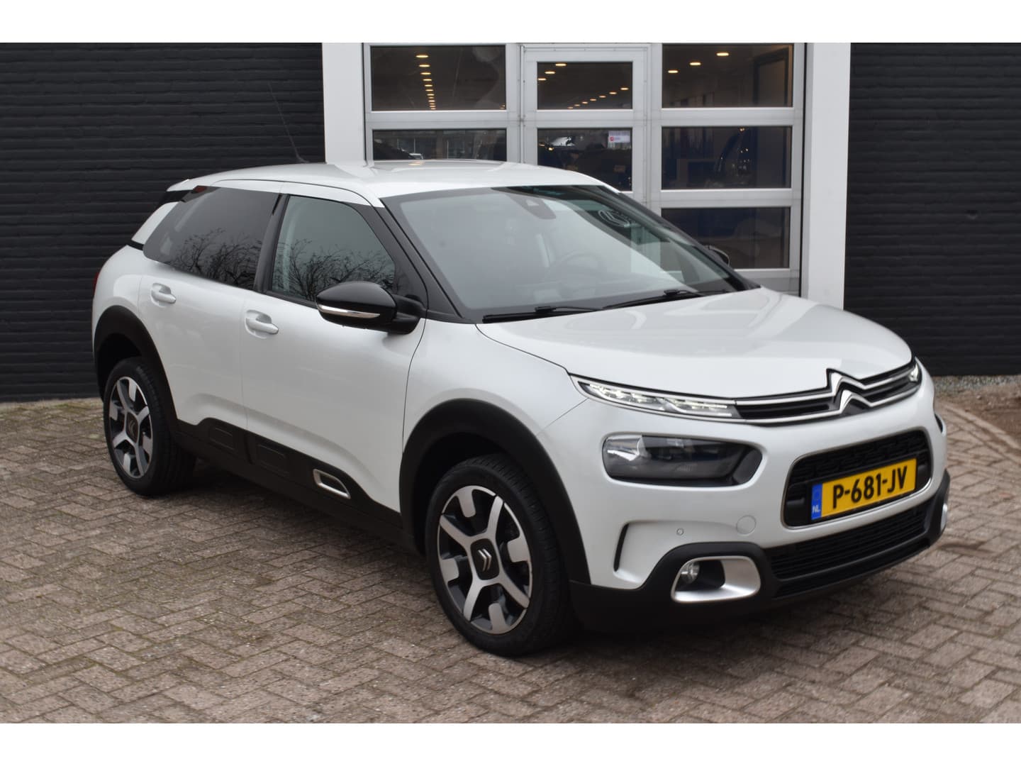 Citroën C4 Cactus PureTech 110 EAT6 Shine Automaat thumbnail 6
