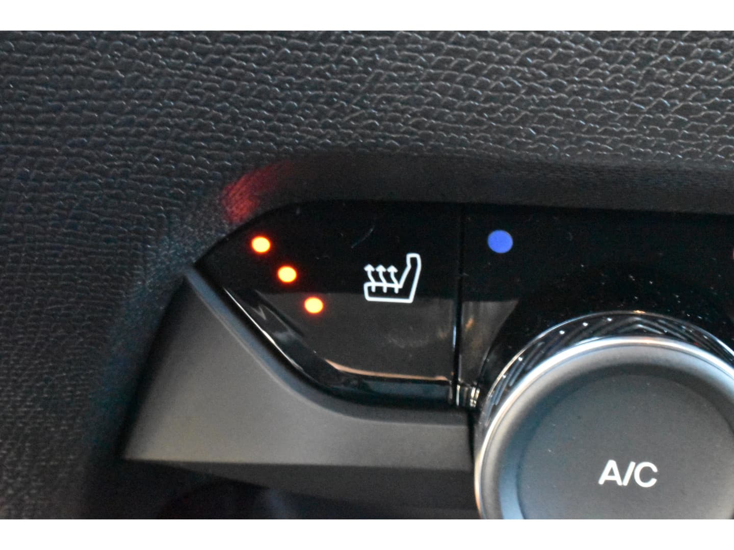 Citroën Ë-C4 Business 156pk Extended range 54 kWh. Navigatie thumbnail 15