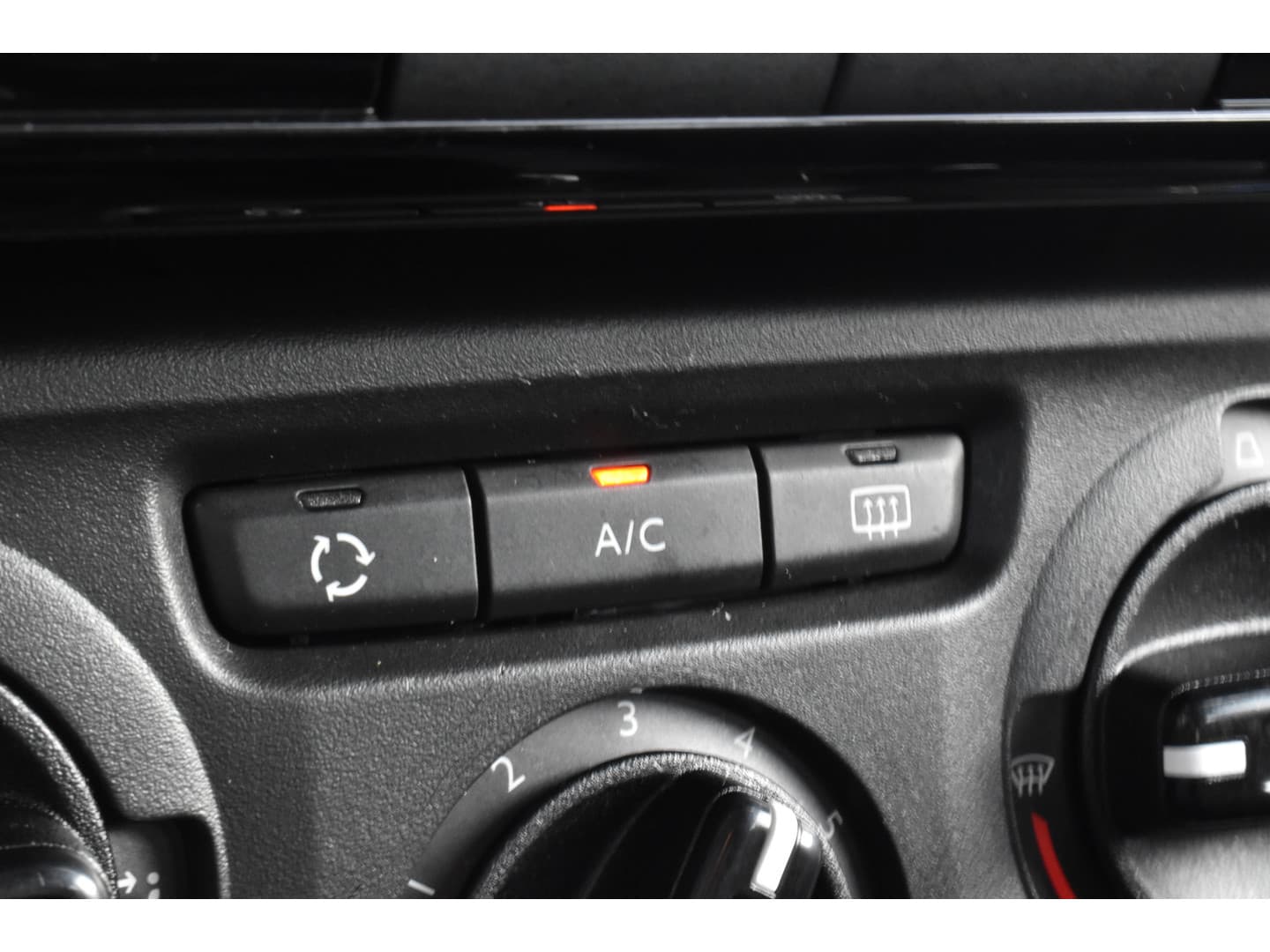 Citroën C3 PureTech 83 You. Airco thumbnail 11