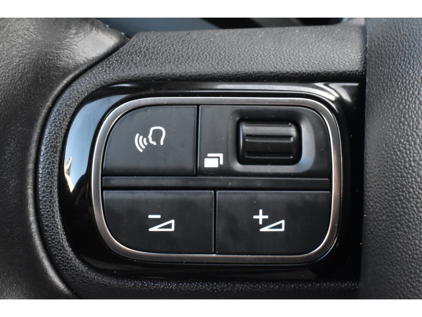 Citroën C3 Aircross PureTech 110 Feel Navi thumbnail 12