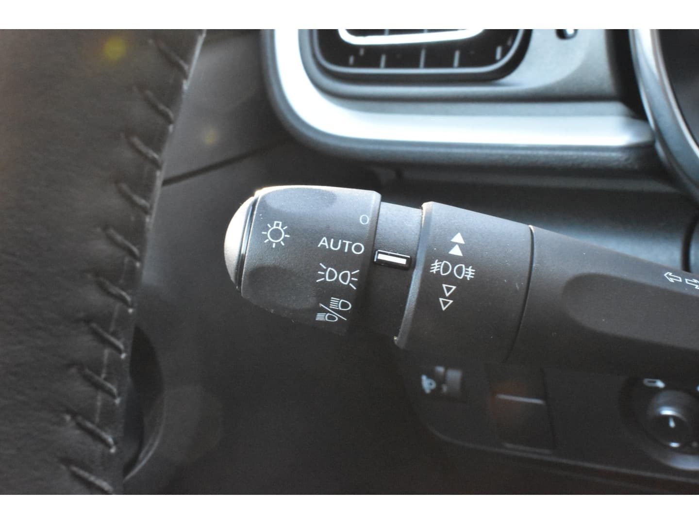 Citroën C3 PureTech 110 Shine. Navigatie thumbnail 15