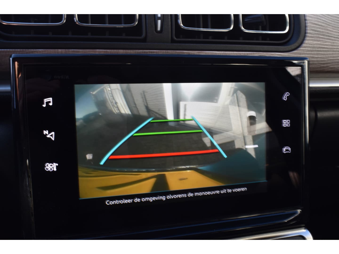 Citroën C3 PureTech 110 Shine. Navigatie thumbnail 9