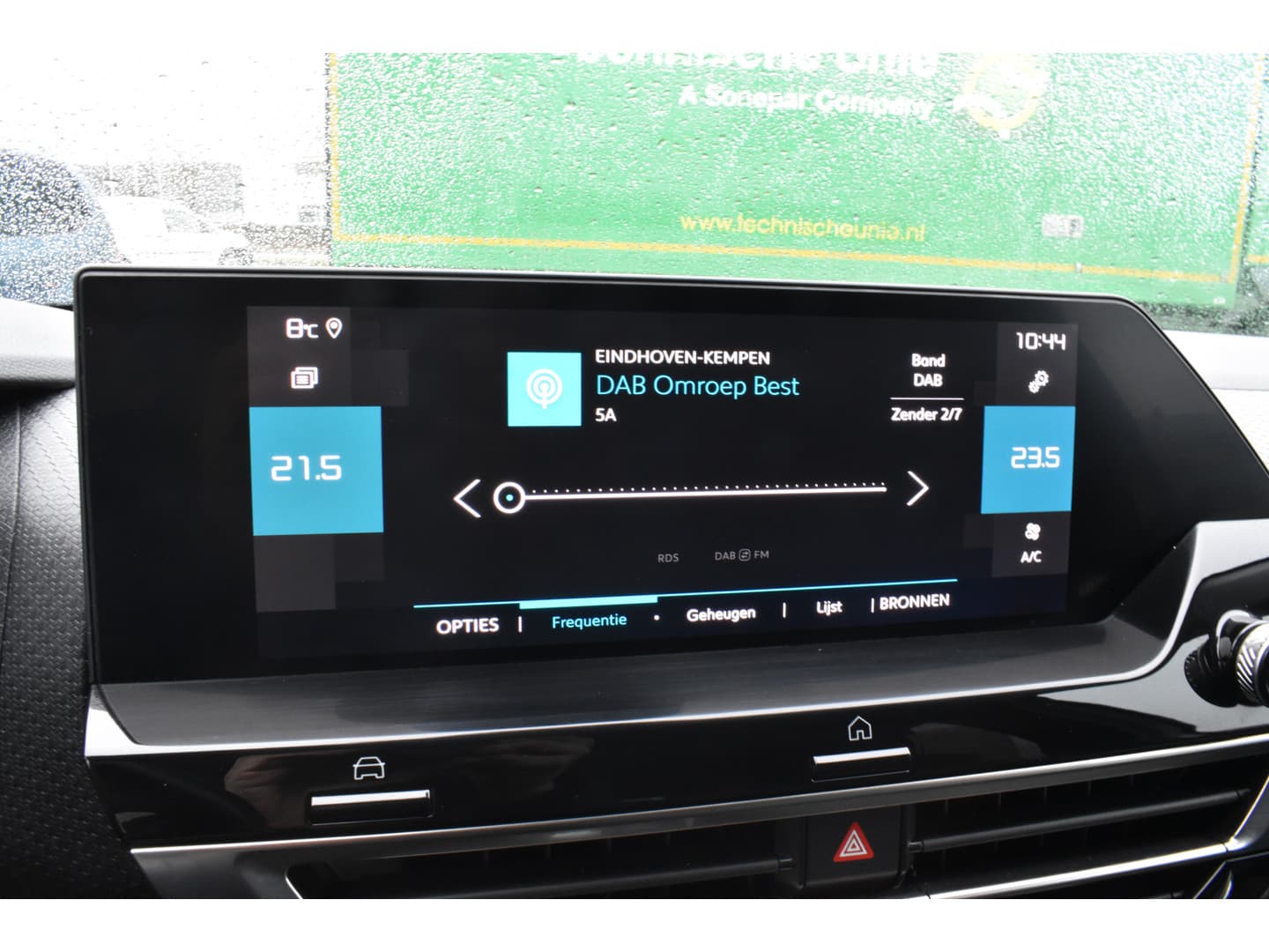 Citroën C4 Puretech 130 EAT8 Shine thumbnail 19