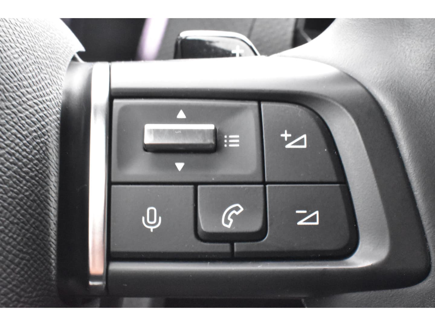 Citroën C4 Puretech 130 EAT8 Shine thumbnail 24