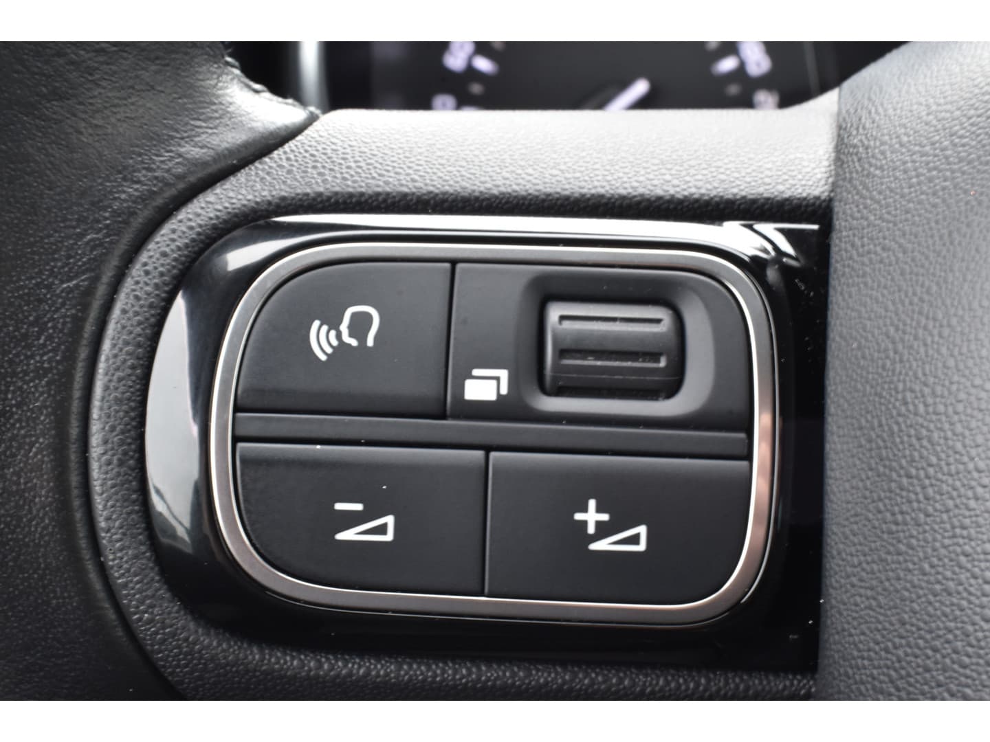 Citroën C3 Aircross PureTech 110 Shine Navi thumbnail 16