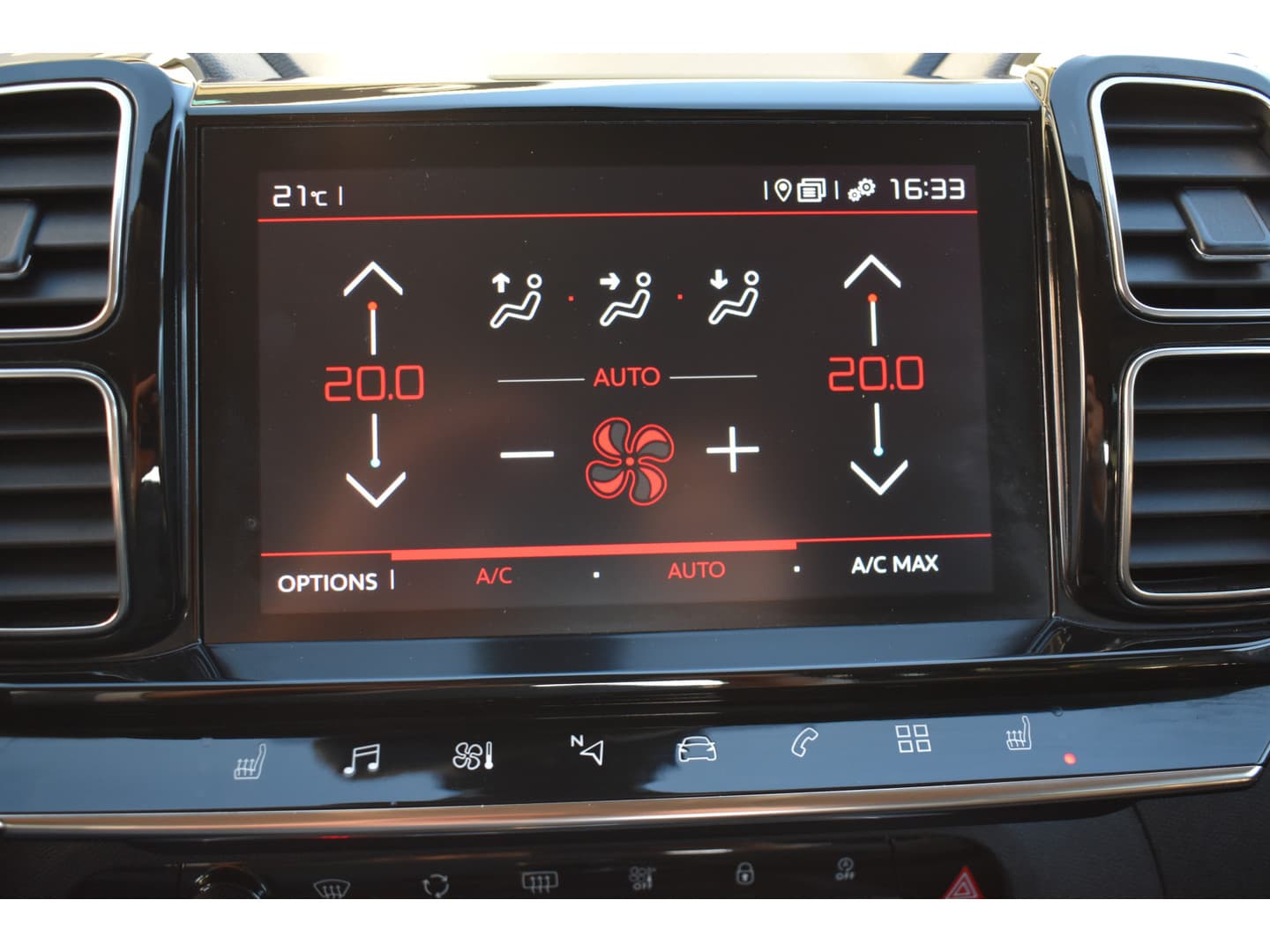 Citroën C5 Aircross PureTech 130 Business Plus thumbnail 13