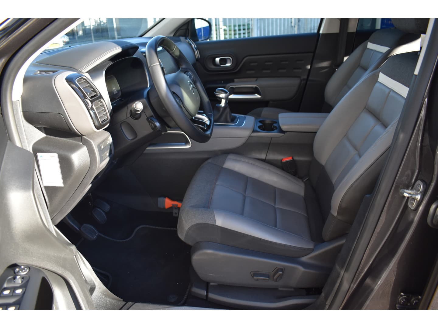 Citroën C5 Aircross PureTech 130 Business Plus thumbnail 18