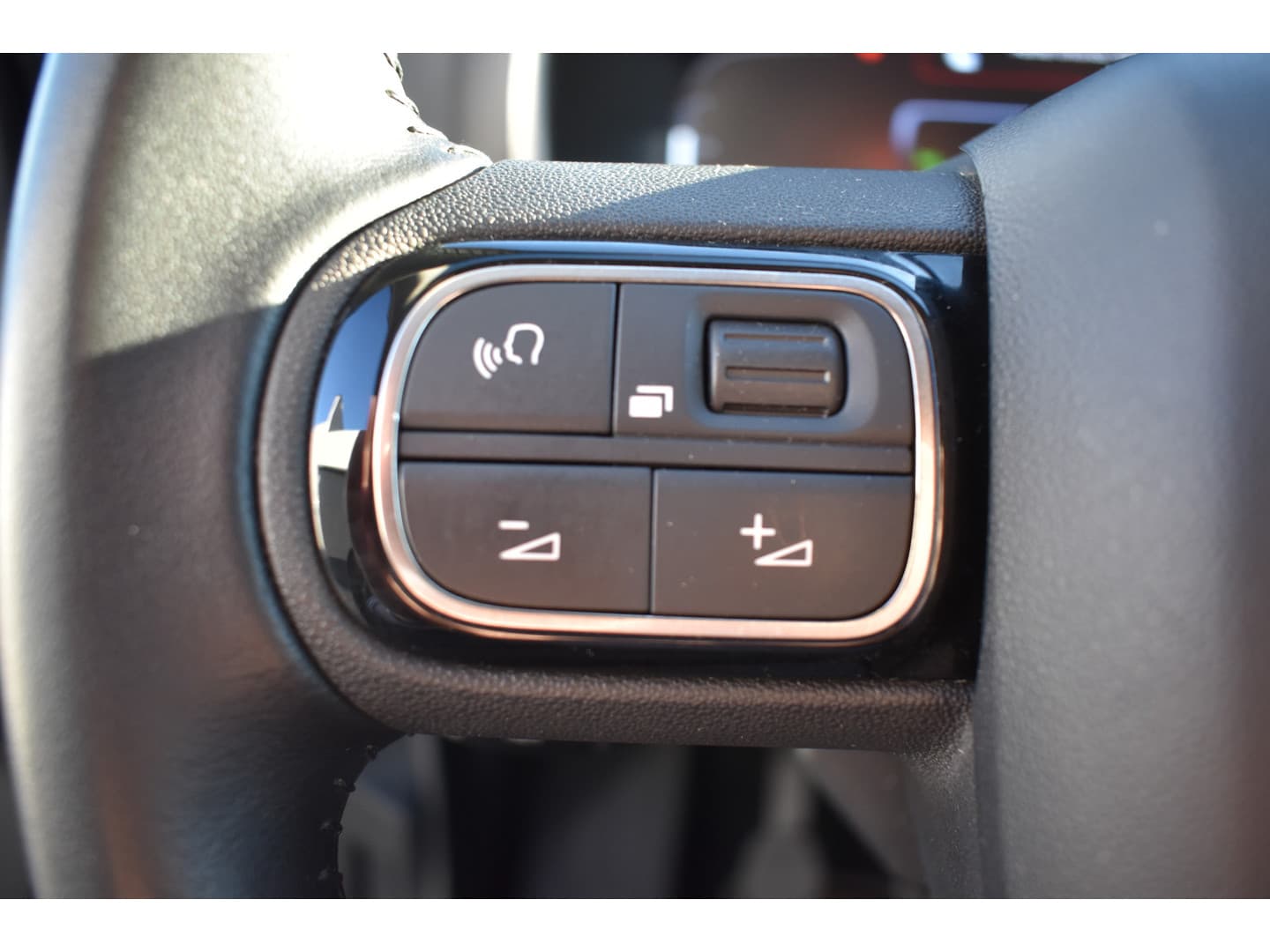 Citroën C5 Aircross PureTech 130 Business Plus thumbnail 32