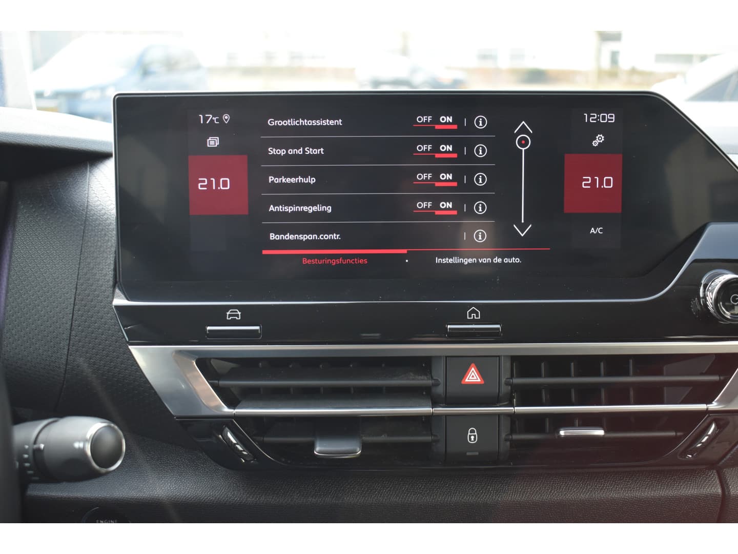 Citroën C4 Puretech EAT8 Business Plus thumbnail 15