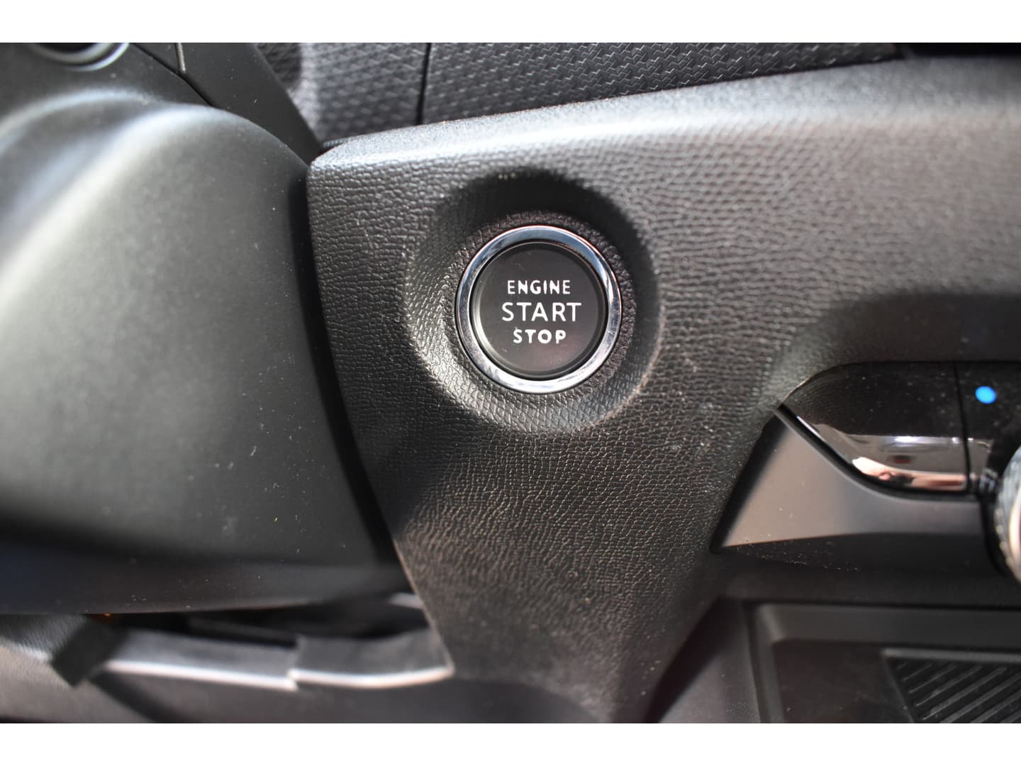 Citroën C4 Puretech EAT8 Business Plus thumbnail 26