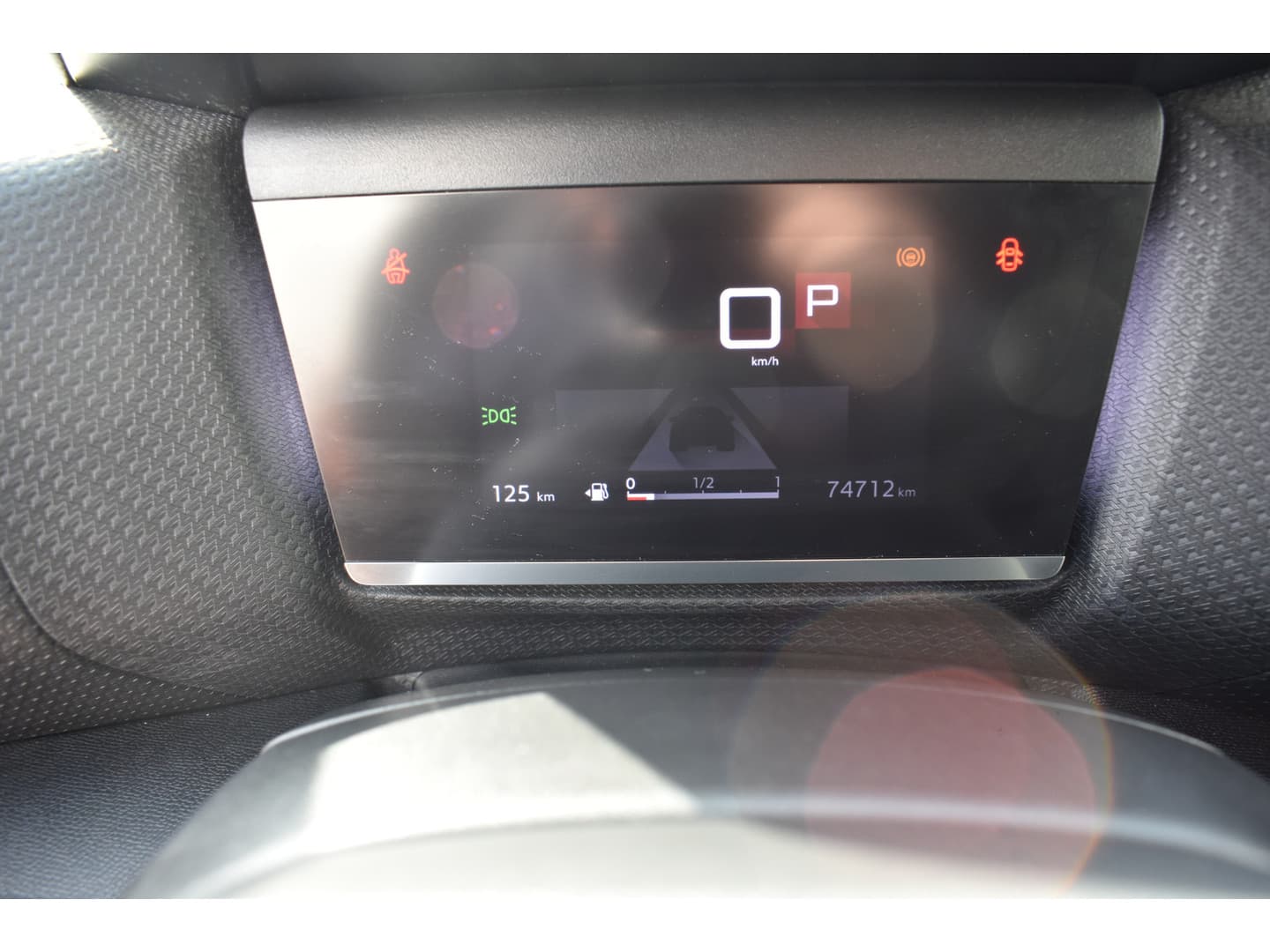 Citroën C4 Puretech EAT8 Business Plus thumbnail 29