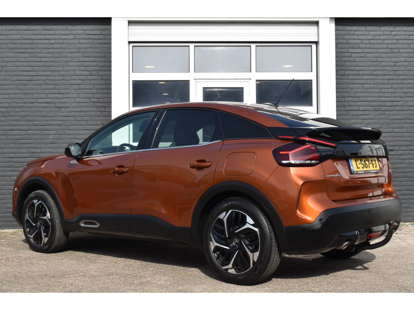 Citroën C4 Puretech EAT8 Business Plus thumbnail 4