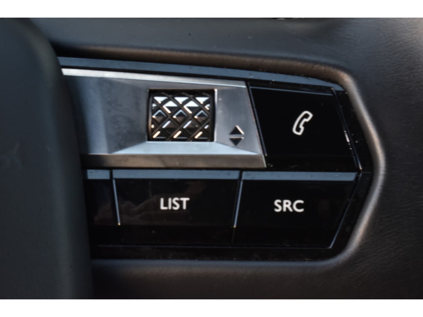 DS 7 Crossback E-Tense EAT8 300pk 4x4 Opera Panorama dak thumbnail 16