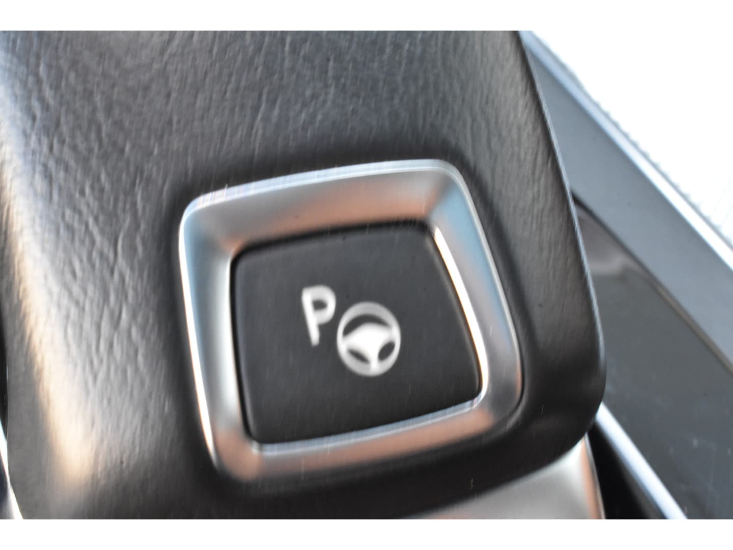 DS 7 Crossback E-Tense EAT8 300pk 4x4 Opera Panorama dak thumbnail 37