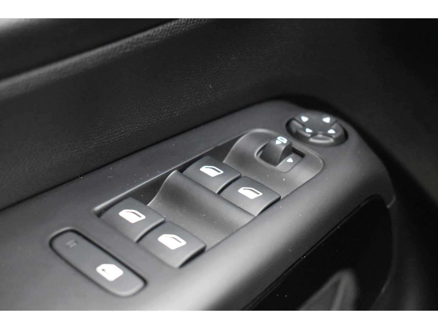 Citroën C5 Aircross PureTech 130 EAT8 Business thumbnail 14