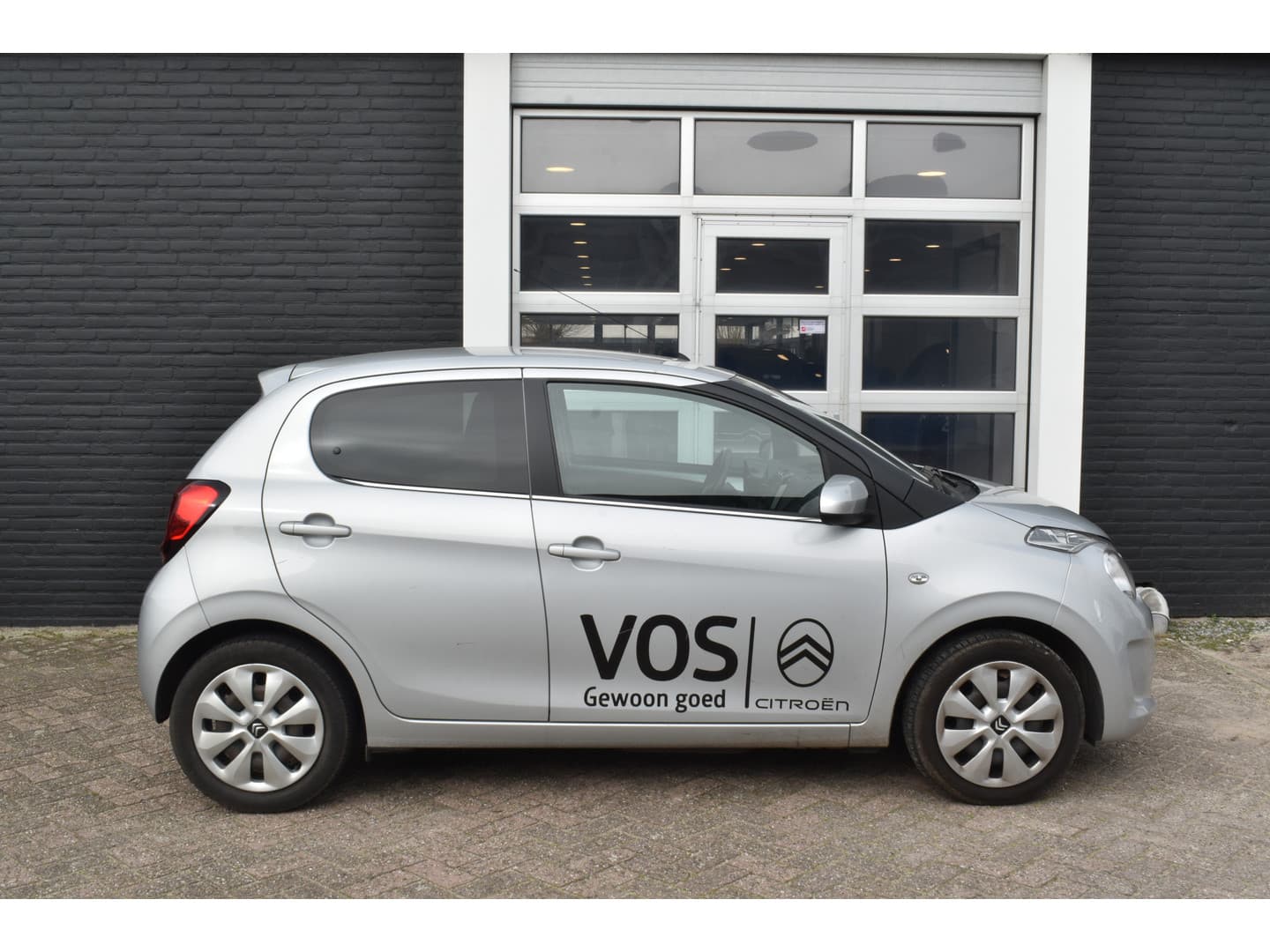 Citroën C1 1.0 VTi Feel Airco thumbnail 5